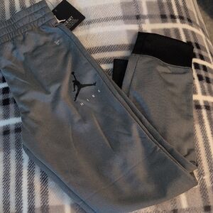 Nike Kids Gray Jogger Sweatpants with Black Cuffs